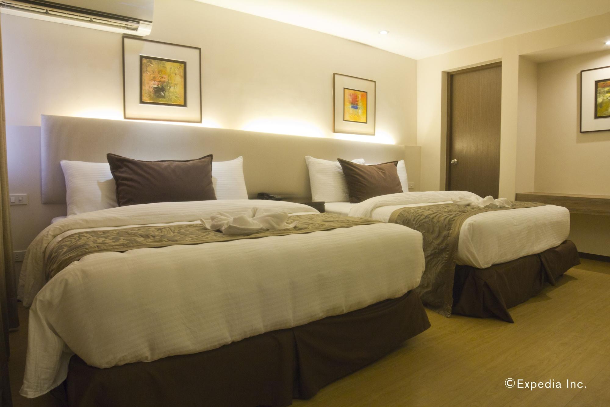 Imperial Palace Suites Quezon City Εξωτερικό φωτογραφία