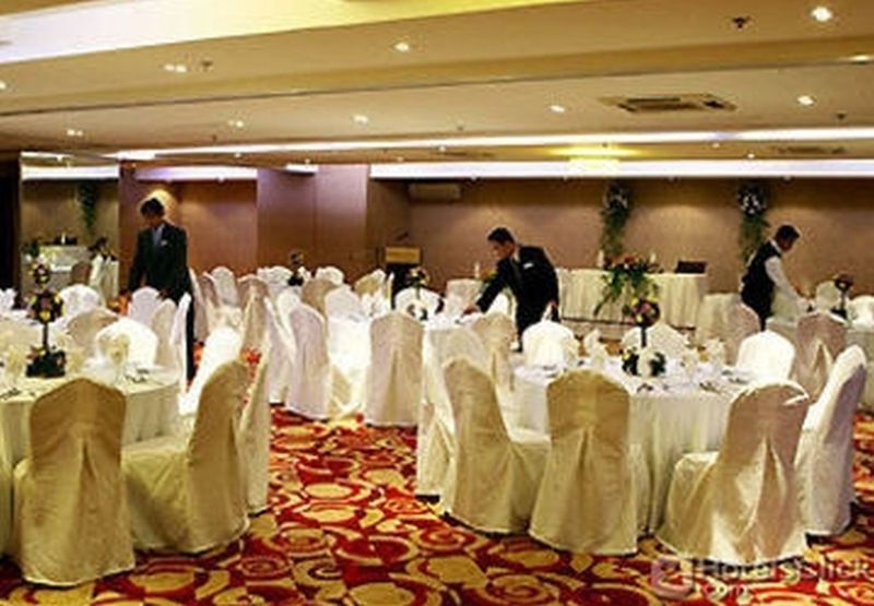 Imperial Palace Suites Quezon City Εξωτερικό φωτογραφία