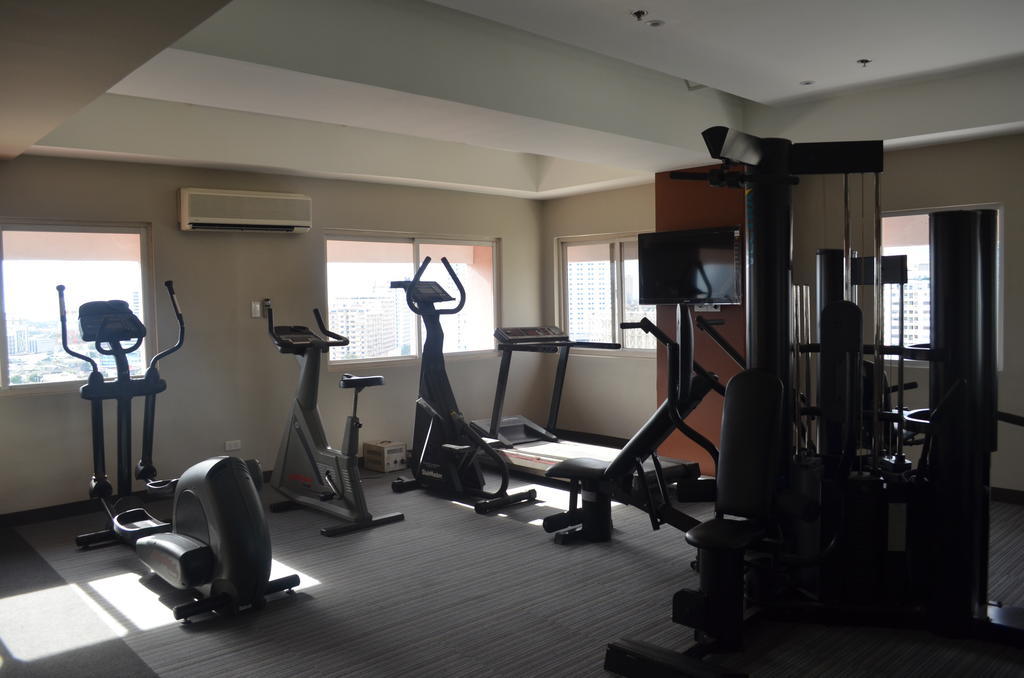 Imperial Palace Suites Quezon City Εξωτερικό φωτογραφία
