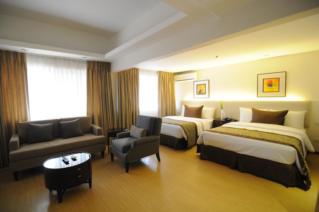 Imperial Palace Suites Quezon City Εξωτερικό φωτογραφία