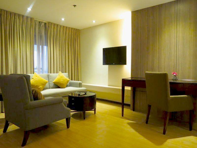Imperial Palace Suites Quezon City Εξωτερικό φωτογραφία