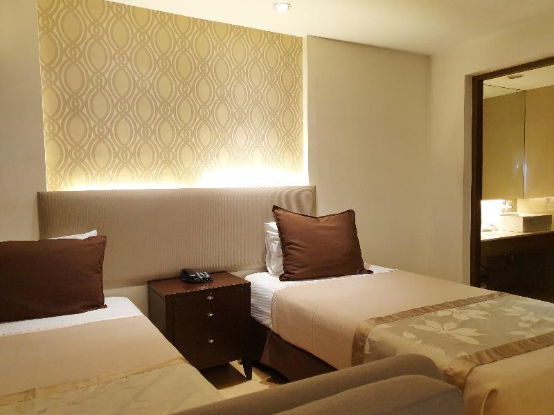 Imperial Palace Suites Quezon City Εξωτερικό φωτογραφία